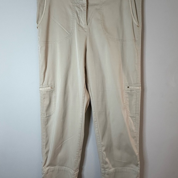 Chico's Pants - Chico's Beige Cargo Style Utility Pants Women’s Size M Straight Leg Casual
